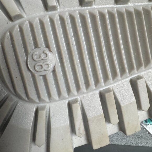 Johnny Was‎ Floral Embroidered Keya Shine Light Blue Sneakers Shoe Size 38 - Picture 8 of 8